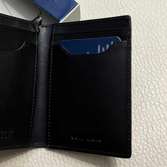 NWB - Cole Haan Men’s Slim Bifold Wallet - Picture 5 of 8